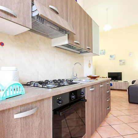 Casa Mirella * קסטלבאטה